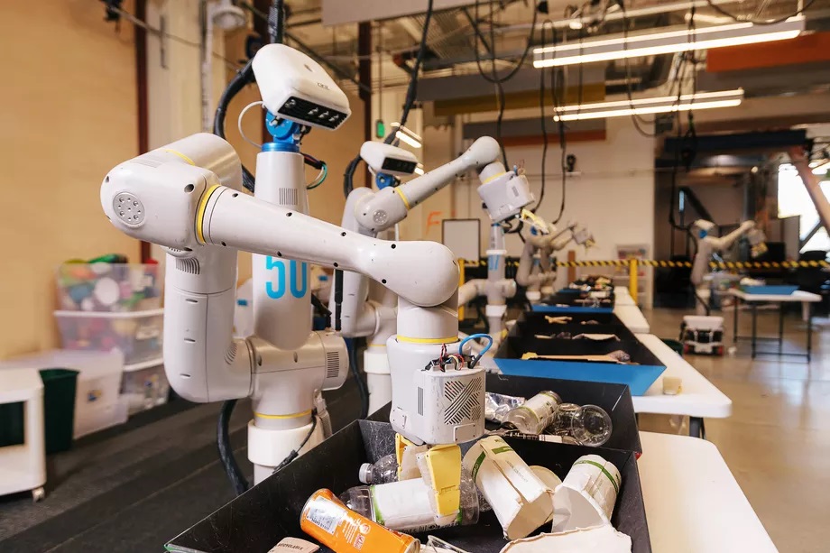 Dự án Robot mới của Alphabet X chế tạo robot có thể học hỏi từ thế giới xung quanh