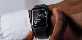 Cài đặt cảnh báo y tế trên Apple Watch