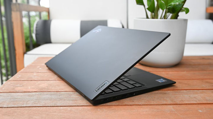 Đánh giá Lenovo ThinkPad X1 Carbon Gen 9: Đỉnh cao laptop văn phòng